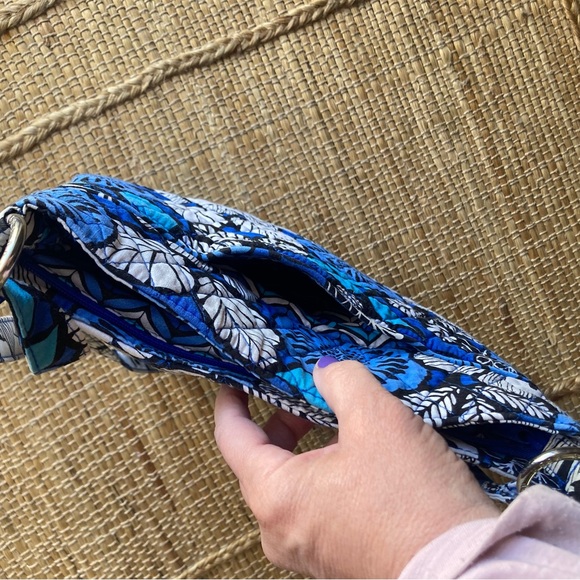 Vera Bradley triple zip bag - Picture 12 of 16